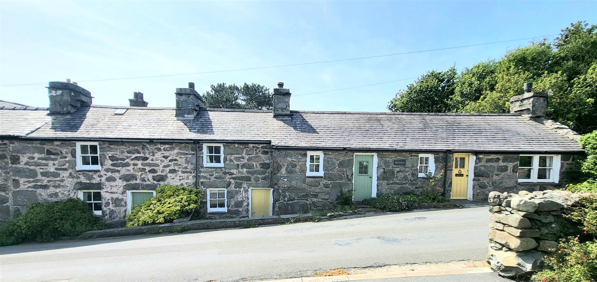 Tan Y Buarth, Llanfair